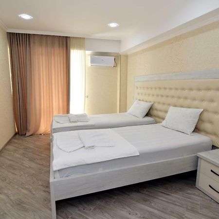 Our House Kutaisi Hotel Luaran gambar